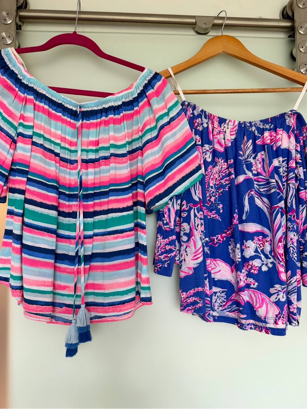 Lot of 4 Lilly Pulitzer Off-Shoulder Striped & Floral Tops - Pink, Green. Med